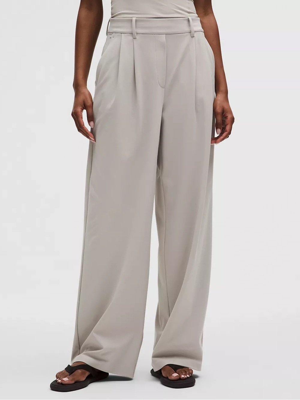 Lululemon Daydrift HR Wide-Leg Trouser Short Downtown Tan L NWT - Picture 2 of 11